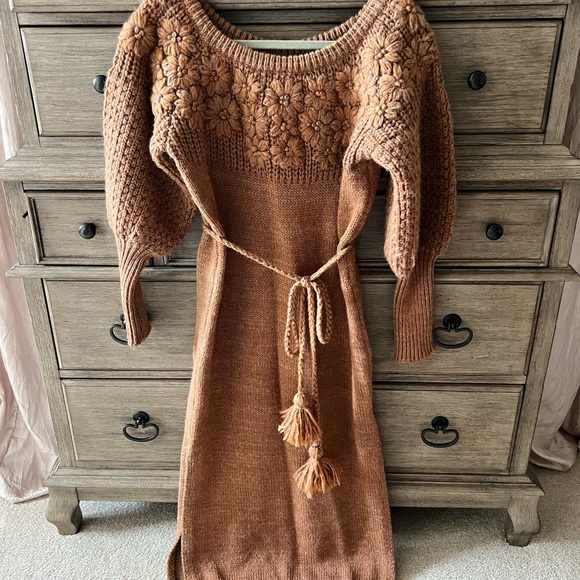 Redpolaris off the shoulders sweater dress - Picture 1 of 6